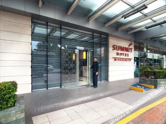 Summit Greenhills Hotel Quezon City