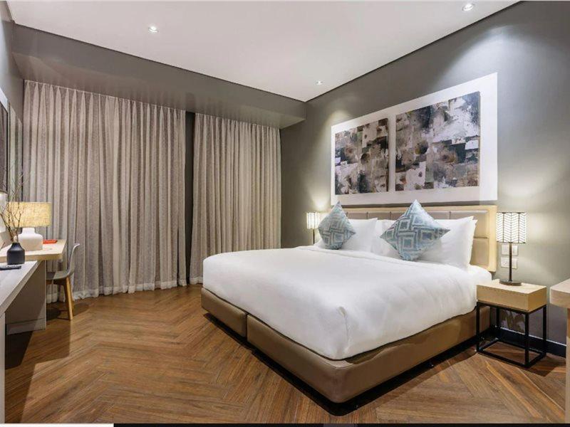 Hotel Summit Greenhills 3*
